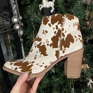 Altard State Booties Size 7